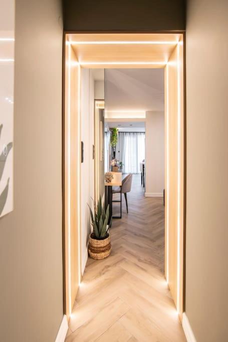Apartment Verdant By Cozy Stories *
